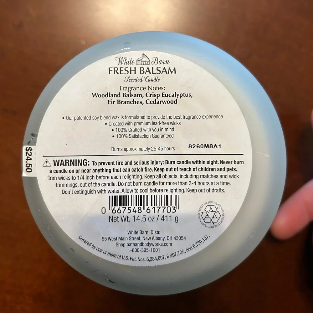 New Bath & Body Works White Barn Fresh Balsam 3 Wick Candle - Picture 2 of 3